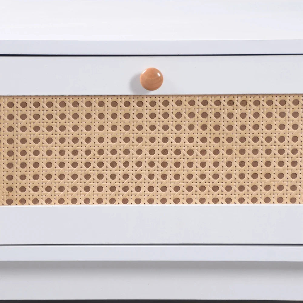 Table basse blanche et en bois avec tiroir en rotin et portes coulissantes 110 x 55 x 38,5 cm MDF